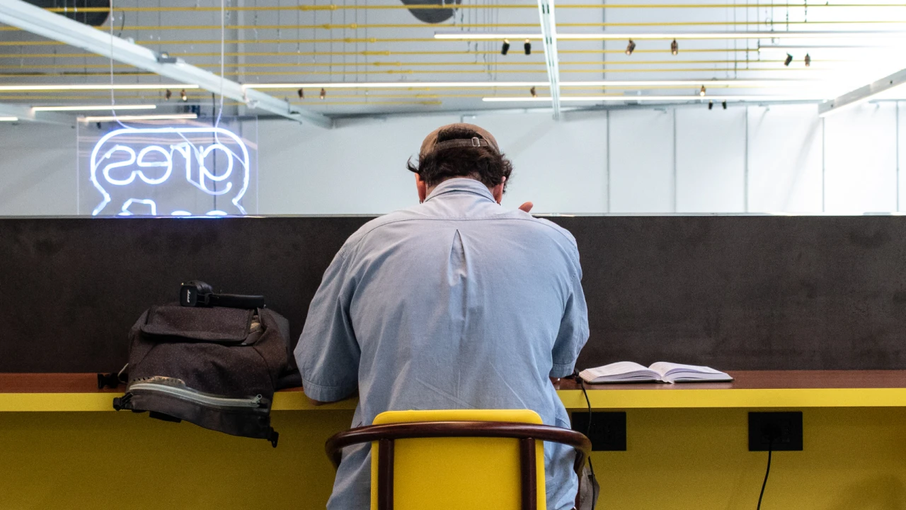 gresart671_contatti1280x720